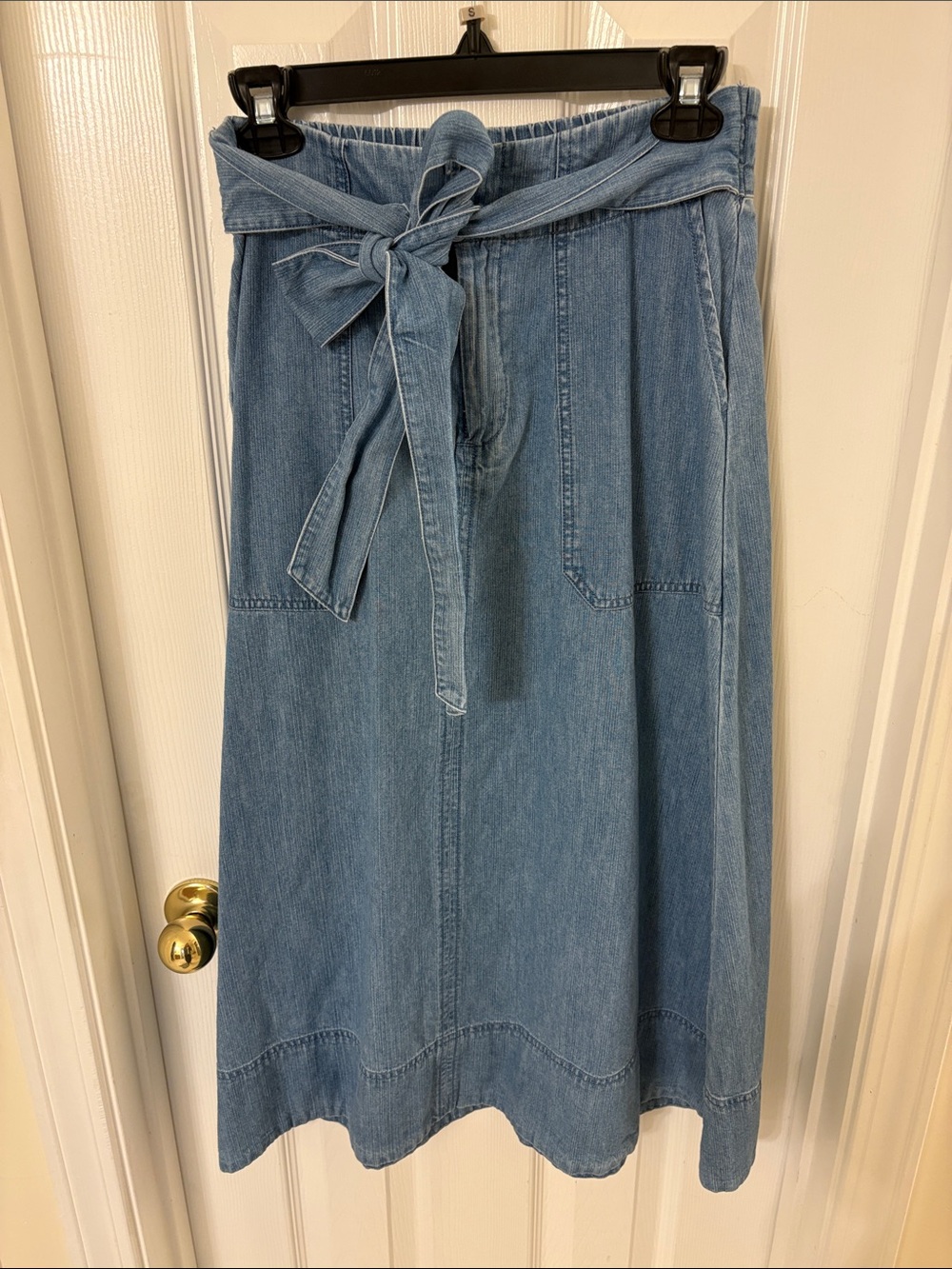 Universal Thread Light Blue Denim Tie-Waist Midi Skirt